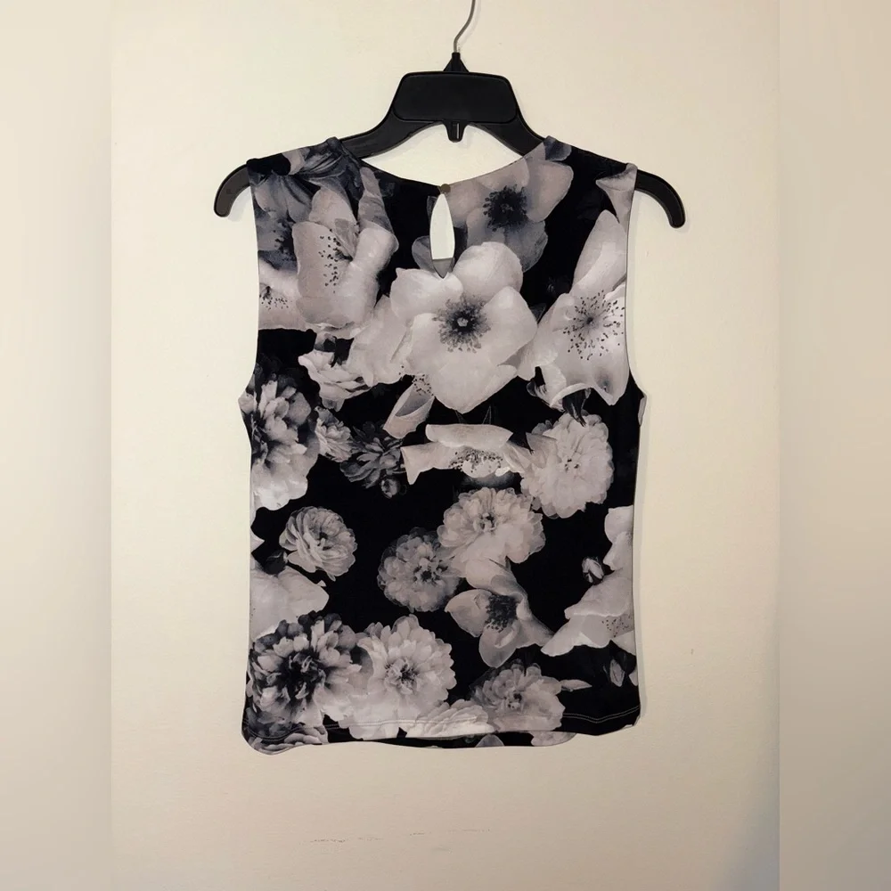 Calvin Klein Women’s Top Size Small NWT - Picture 2 of 8